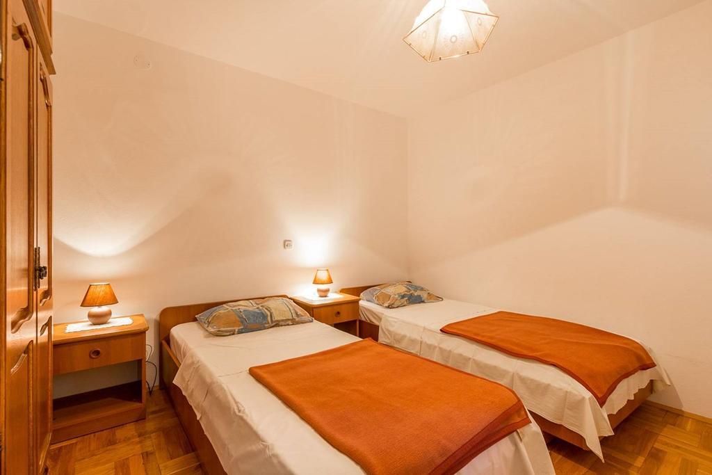 Pradolando Apartament *